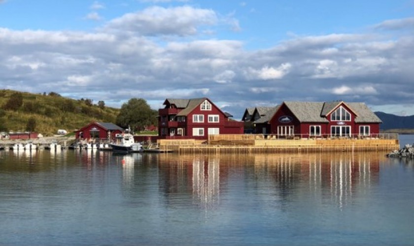 Arn&oslash;y Brygge