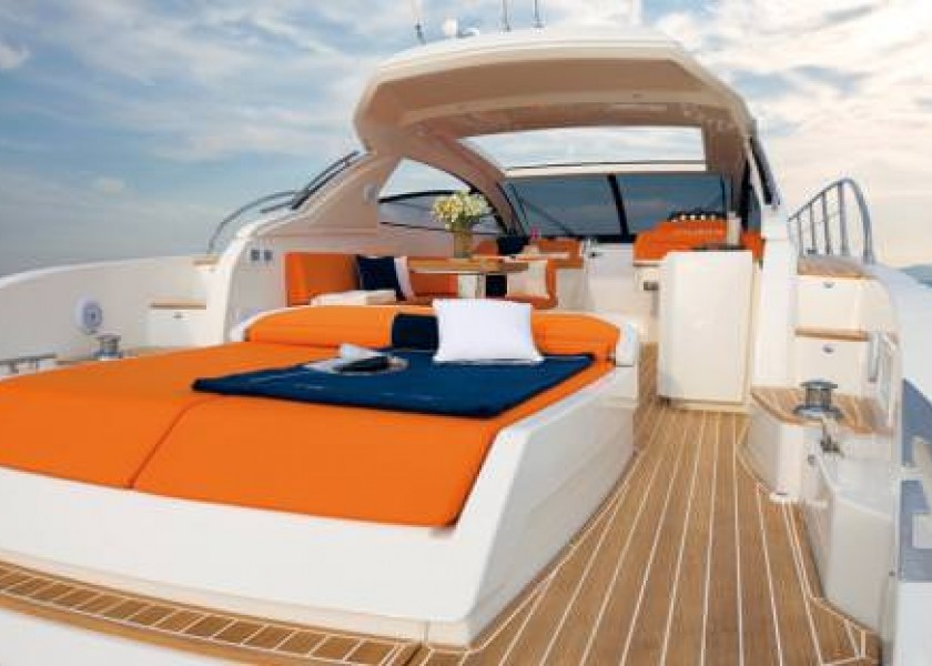 Atlantis 48