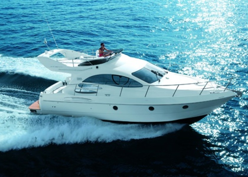 Azimut 39E