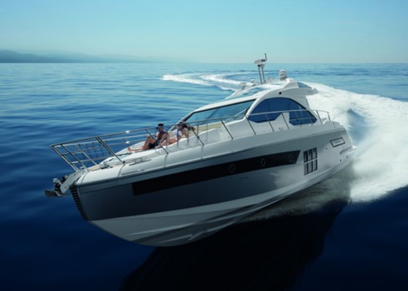 Azimut 55S