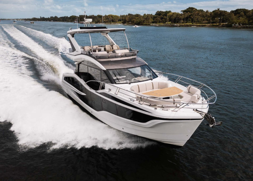 Galeon 520 Fly