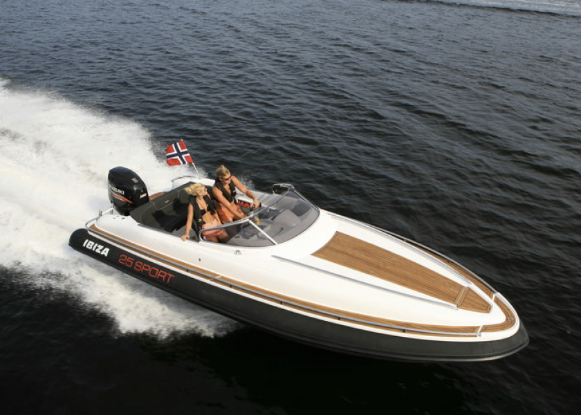 Ibiza 25 Sport Cabin