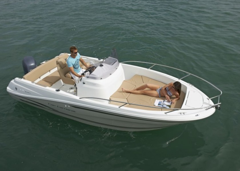 Jeanneau Cap Camarat 6.5CC Serie 2