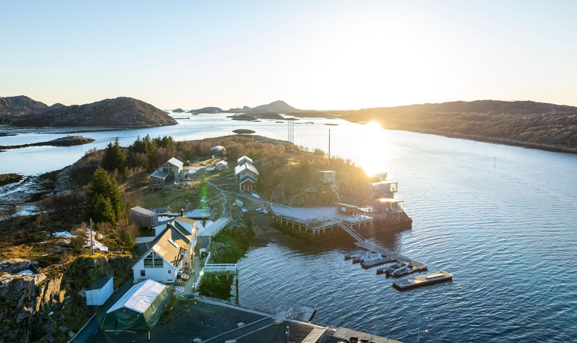 Manshausen ved solnedgang. Foto: Fredrik Ahlsen