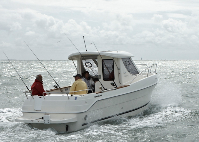 Quicksilver 230 Arvor