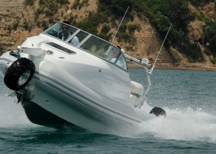 Sealegs 7.7m Cabin RIB