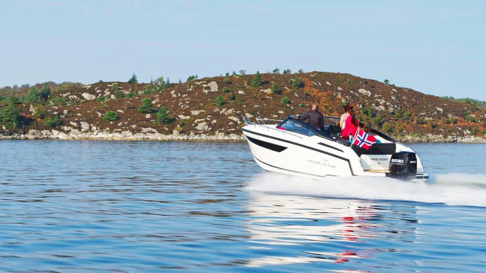 Sj&oslash;berg B&aring;t AS